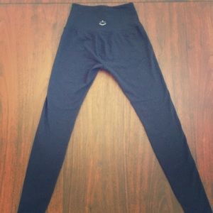 Beyond Yoga essential long legging